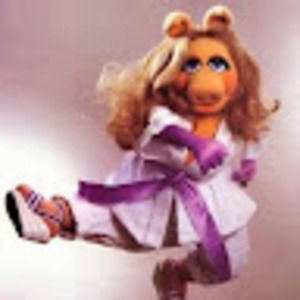 Meet your Posher, Rhona